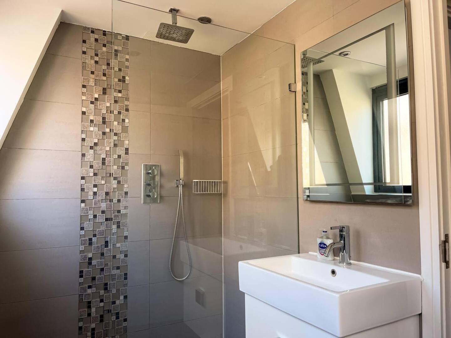 Omega Terrace, Luxury Modern Interior, Located Close To Alexandra Palace London Bagian luar foto